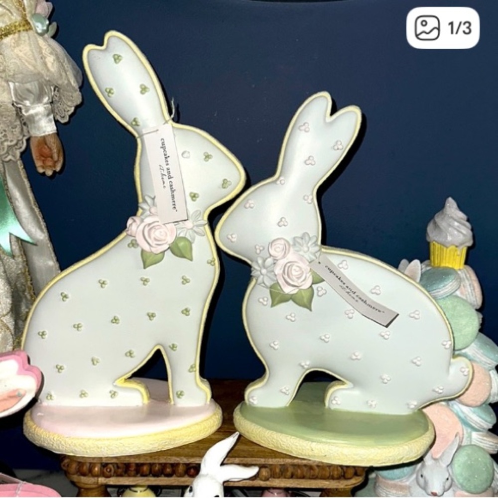 ISO Cupcakes & Cashmere Easter Cookie Bunnies both pink and green bases styles